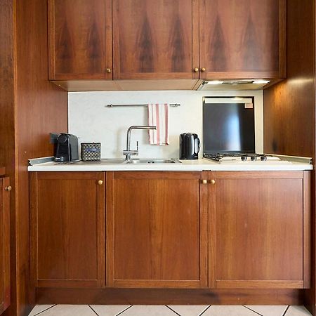 -Luminosa 5 Stars With Balcony- Wifi Netflix 15 Minutes From Duomo Διαμέρισμα Μιλάνο Εξωτερικό φωτογραφία