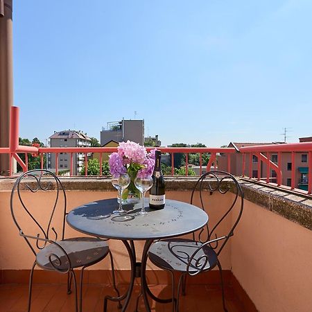 -Luminosa 5 Stars With Balcony- Wifi Netflix 15 Minutes From Duomo Διαμέρισμα Μιλάνο Εξωτερικό φωτογραφία