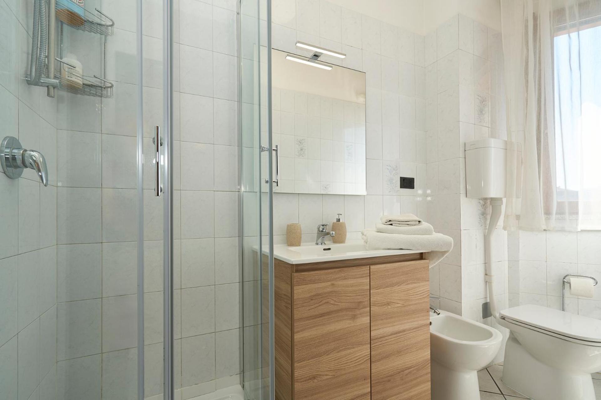 -Luminosa 5 Stars With Balcony- Wifi Netflix 15 Minutes From Duomo Διαμέρισμα Μιλάνο Εξωτερικό φωτογραφία