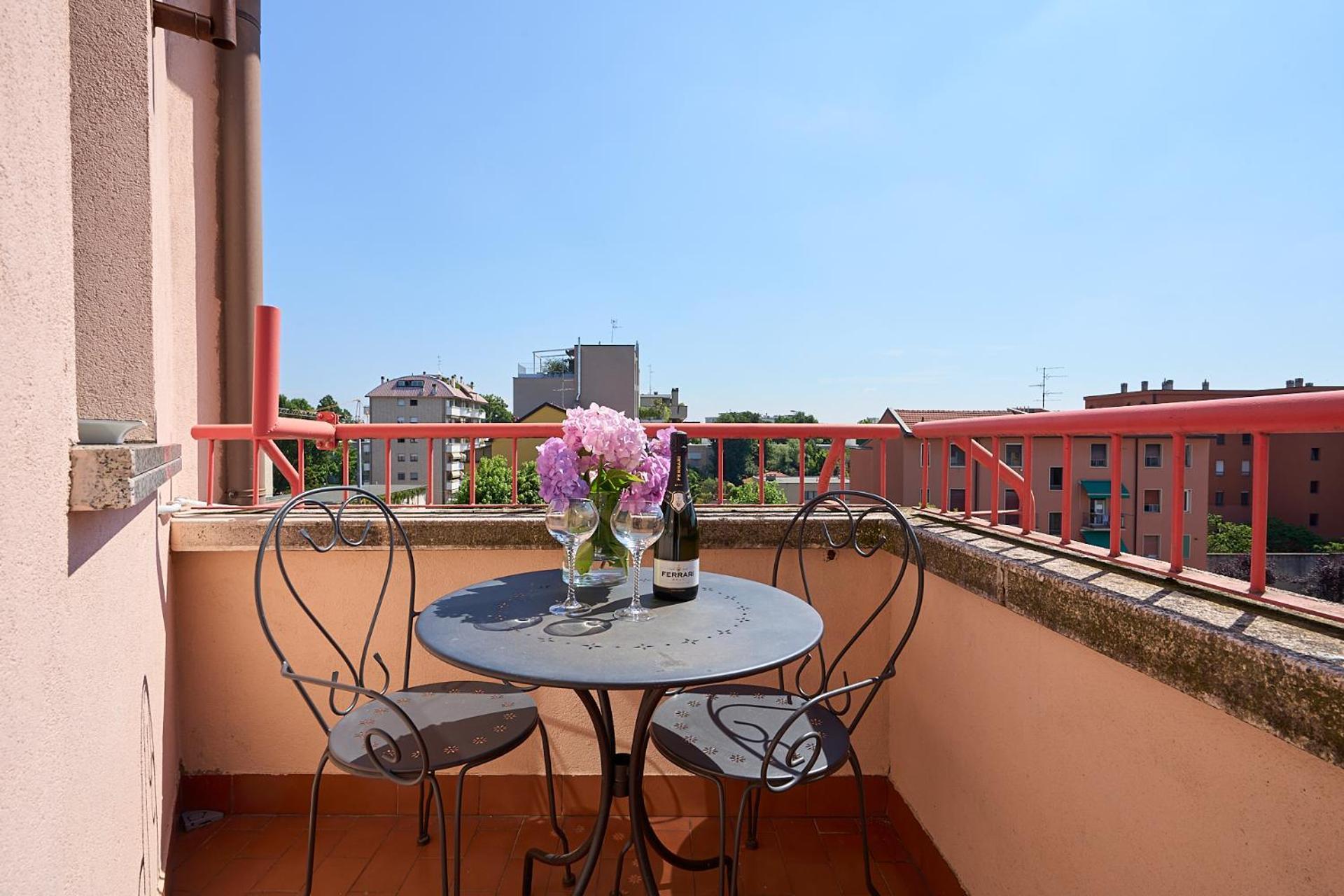 -Luminosa 5 Stars With Balcony- Wifi Netflix 15 Minutes From Duomo Διαμέρισμα Μιλάνο Εξωτερικό φωτογραφία