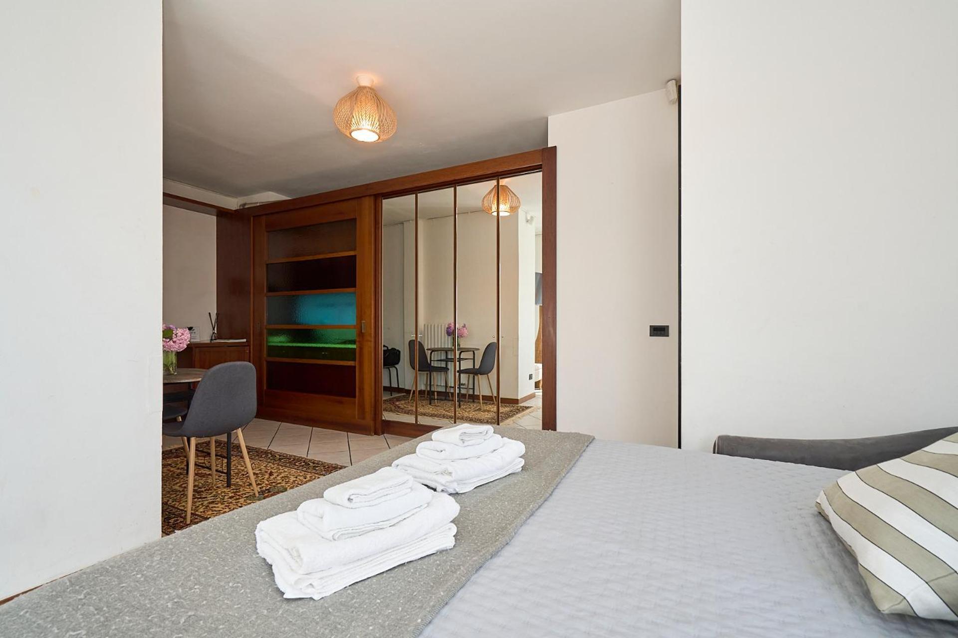 -Luminosa 5 Stars With Balcony- Wifi Netflix 15 Minutes From Duomo Διαμέρισμα Μιλάνο Εξωτερικό φωτογραφία